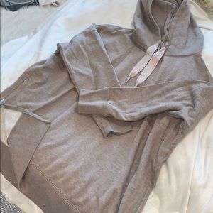 Arie sweatshirt / sweater dress